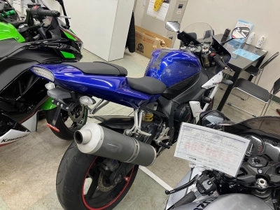 Yamaha YZF-R1