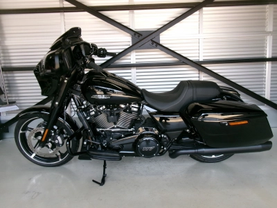Harley-Davidson HARLEY FLHX1580