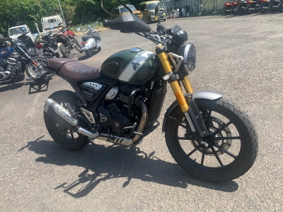 Triumph  TRIUMPH  SCRAMBLER 400X