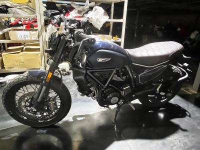 Ducati  DUCATI  SCRAMBLER  NIGHT  SHIFT 