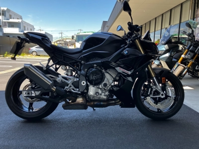 BMW BMW S1000R