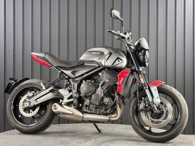 Triumph  TRIUMPH  TRIDENT 660