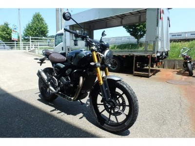 Triumph  TRIUMPH  SCRAMBLER 400X