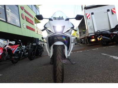 Yamaha YZF-R7