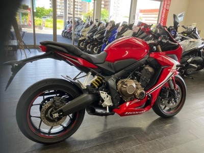 Honda CBR650R