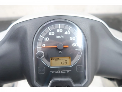 Honda  TACT  BASIC 