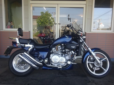 Honda V45 MAGNA