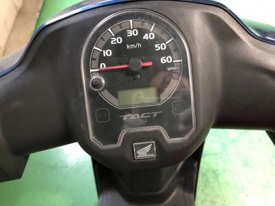 Honda  TACT  BASIC 