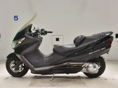 Suzuki SKYWAVE 250S-2