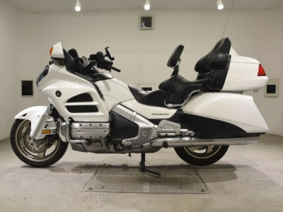 Honda GL1800 AIRBAG NAVIGATION