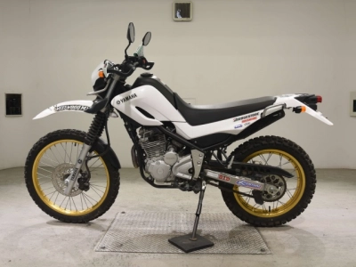 Yamaha SEROW 250-2