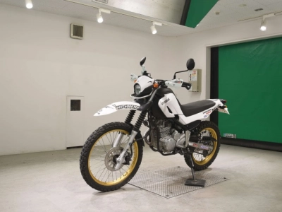 Yamaha SEROW 250-2