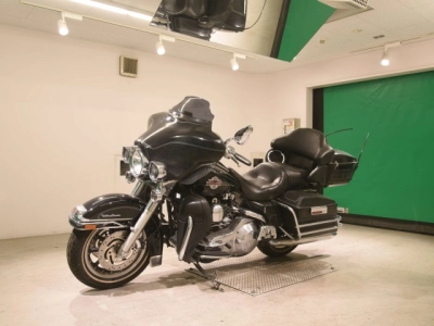 Harley-Davidson HARLEY FLHTCU1450