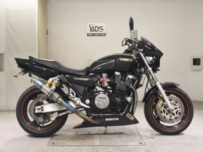 Yamaha XJR1200