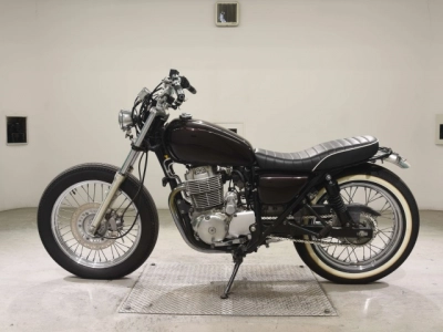 Honda CB400SS