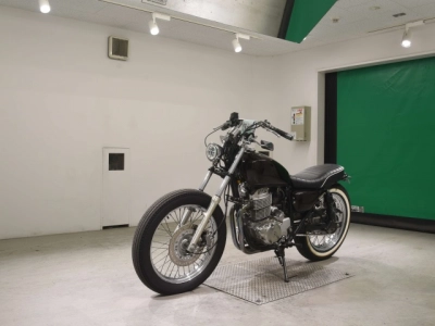 Honda CB400SS