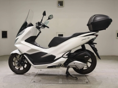 Honda PCX125-3