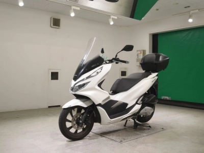Honda PCX125-3