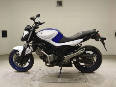 Suzuki GLADIUS400