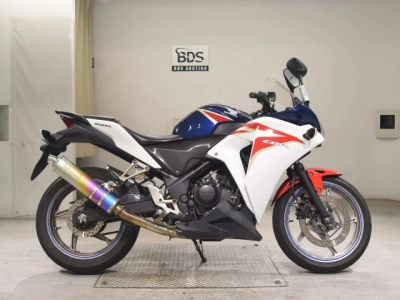 Honda CBR250R