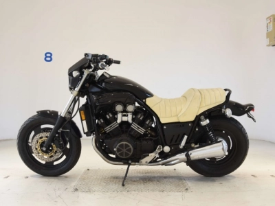 Yamaha V-MAX