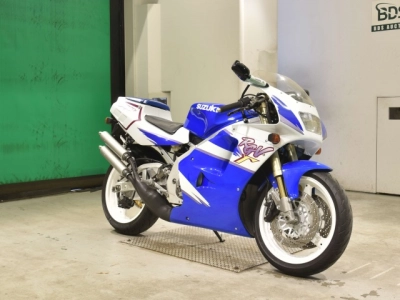 Suzuki RGV250