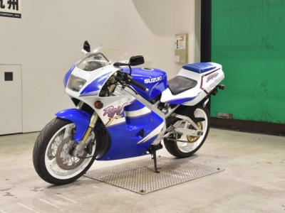 Suzuki RGV250