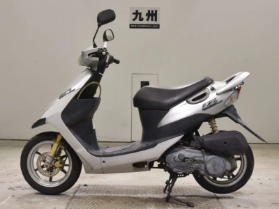 Suzuki ZZ