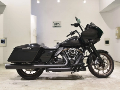 Harley-Davidson  HARLEY FLTRXST1920