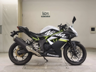 Kawasaki NINJA250SL
