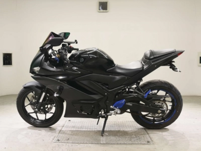 Yamaha YZF-R25A
