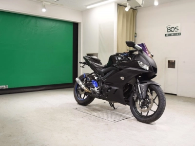 Yamaha YZF-R25A