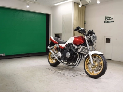 Honda CB400SFV-2