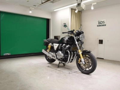 Honda CB1100RS