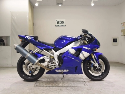 Yamaha YZF-R1