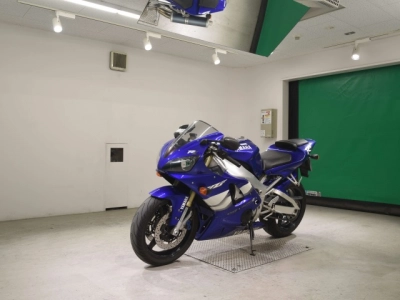Yamaha YZF-R1