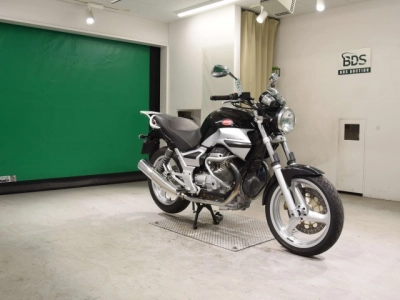MOTO GUZZI MOTO GUZZI BREVA750
