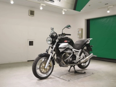 MOTO GUZZI MOTO GUZZI BREVA750