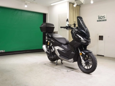 Honda ADV160