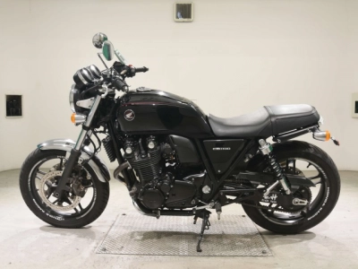 Honda CB1100A