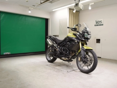 Triumph TRIUMPH TIGER 800