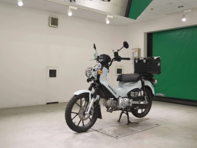 Honda  CROSS  CUB 110-3