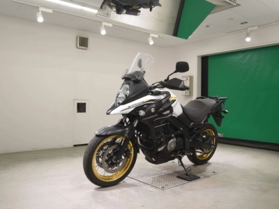 Suzuki V STROM 650XTA