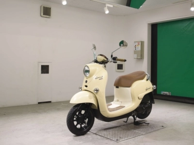 Yamaha VINO-4