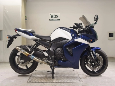 Yamaha FZ-1 FEATHER