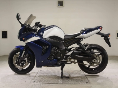 Yamaha FZ-1 FEATHER