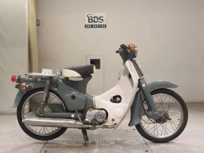 Honda C50