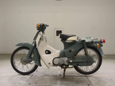 Honda C50