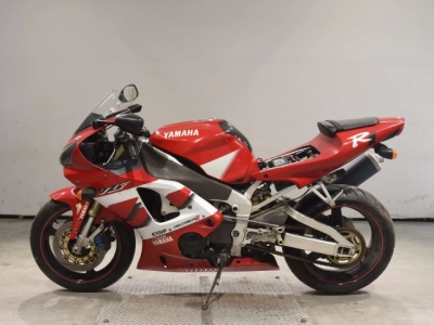 Yamaha YZF-R1