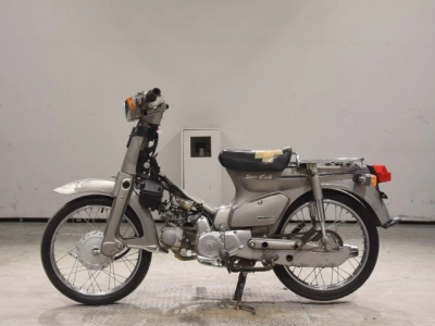 Honda C90